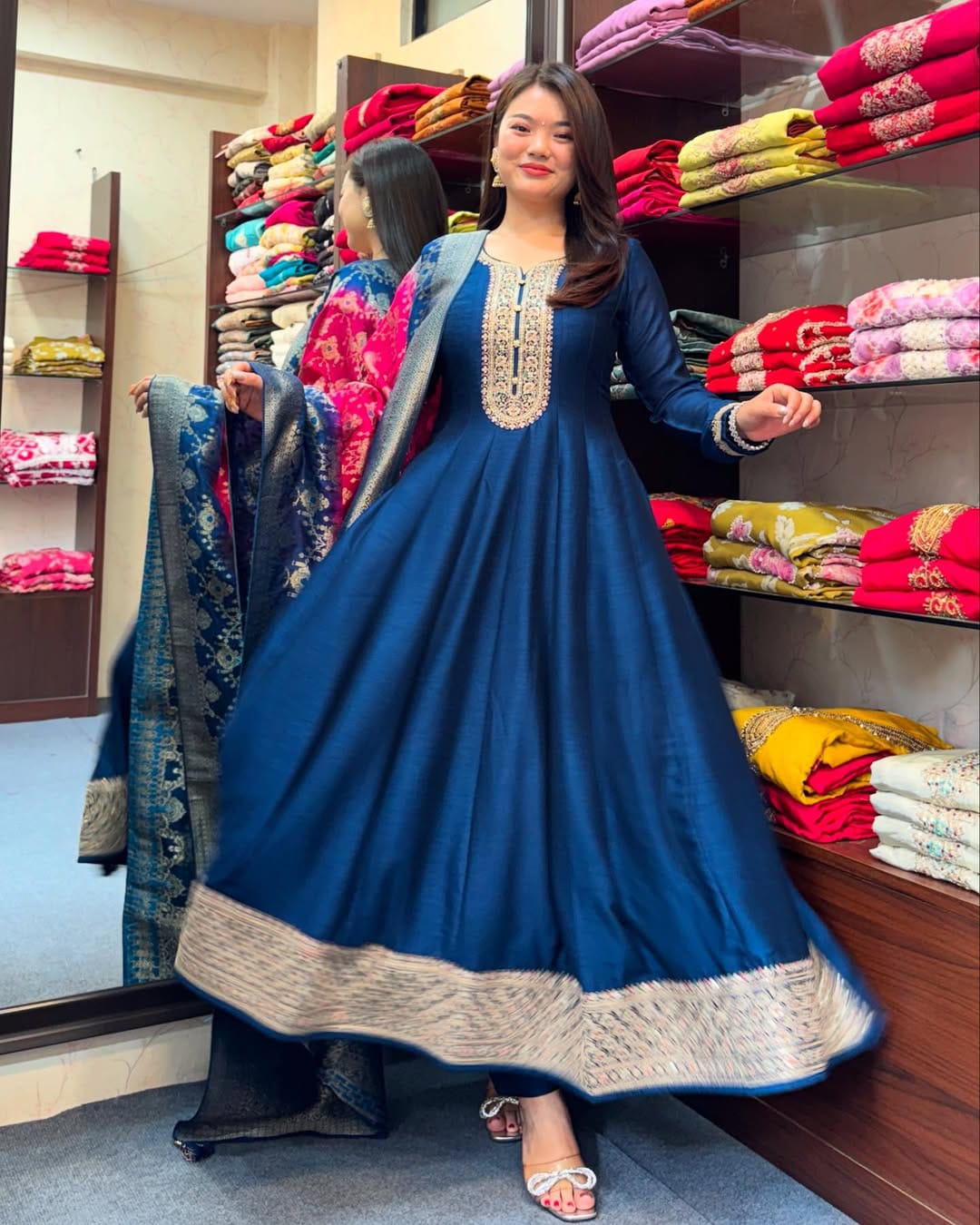HOS Jashn - E - Bahaaraa Anarkali Set – Flared Banana Silk Kurti with Pant & Banarasi Dupatta - House Of ShiVisha