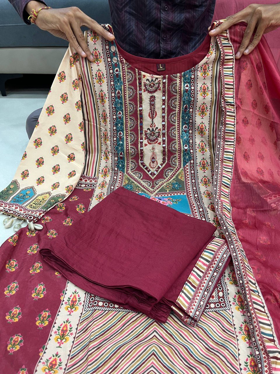 HOS Jasood Anarkali Set – Pure Chinon Kurti with Plazo, Chiffon Dupatta & Moti Mala (2 Color Kodi) - House Of ShiVisha
