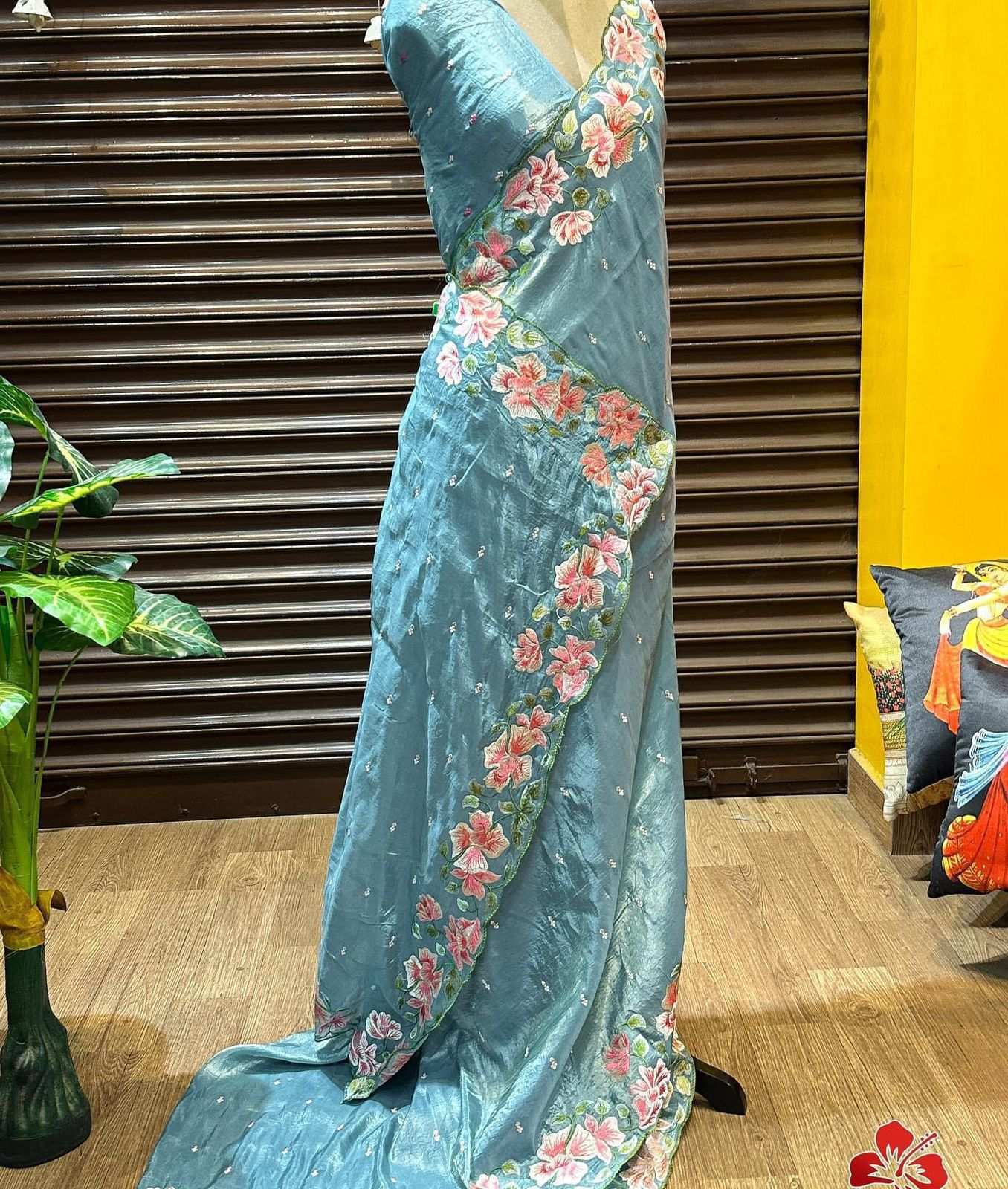 HOS Trendy Tussar Crush Saree – Dual Tone with Thread Embroidery & Scallop Borders - House Of ShiVisha