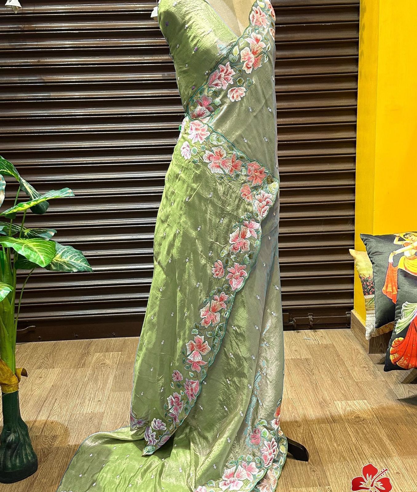 HOS Trendy Tussar Crush Saree – Dual Tone with Thread Embroidery & Scallop Borders - House Of ShiVisha