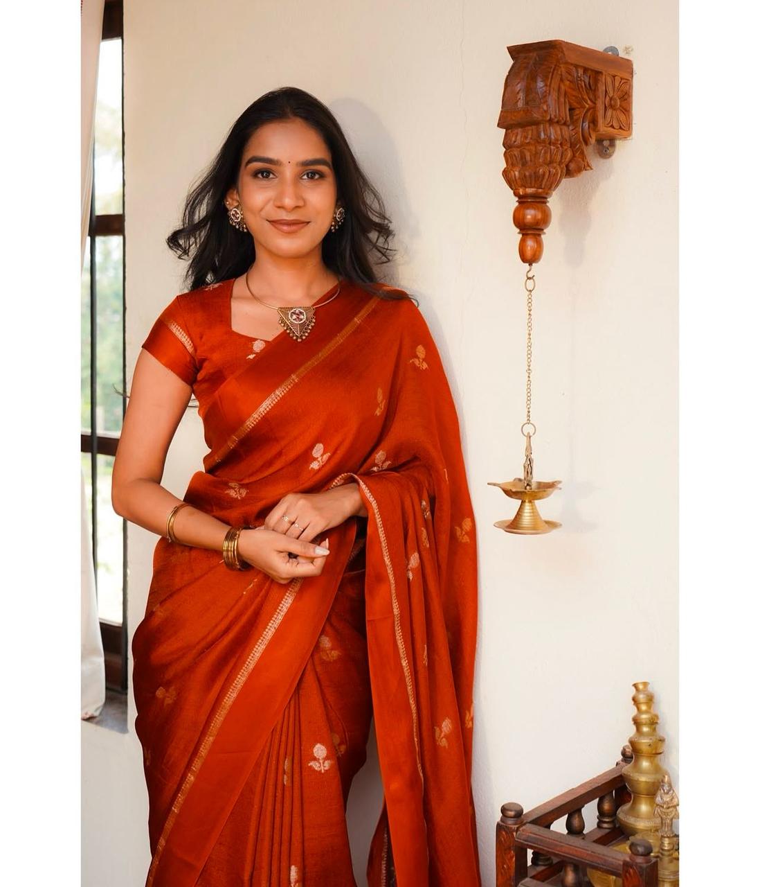 HOS Viscose Khadi Silk Saree – Jacquard Leaf Design with Satin Border & Running Blouse - House Of ShiVisha